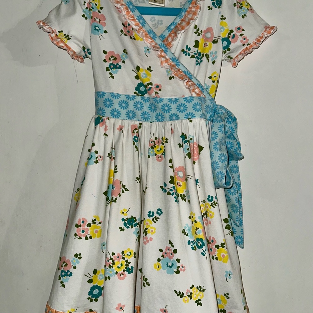 Girls size 4 * 4T * Wild Flowers Dress